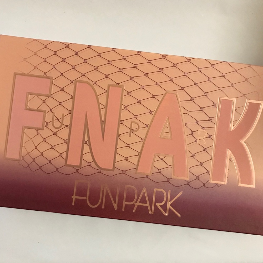 Eyeshadow Palette